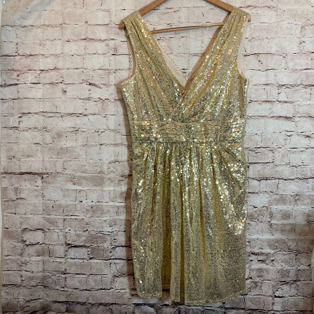Elegant Gold Sequin Midi Dress